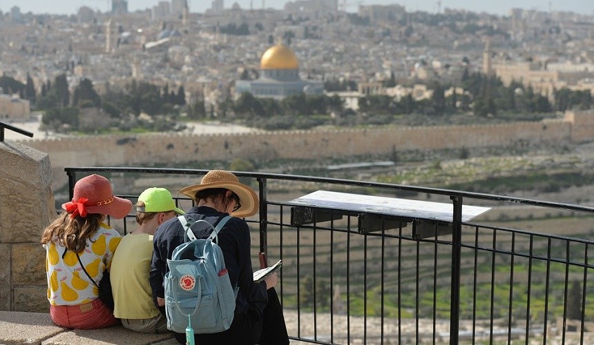 Минтуризма Израиля рассказало о правилах въезда для привитых «Спутником V» иностранцев